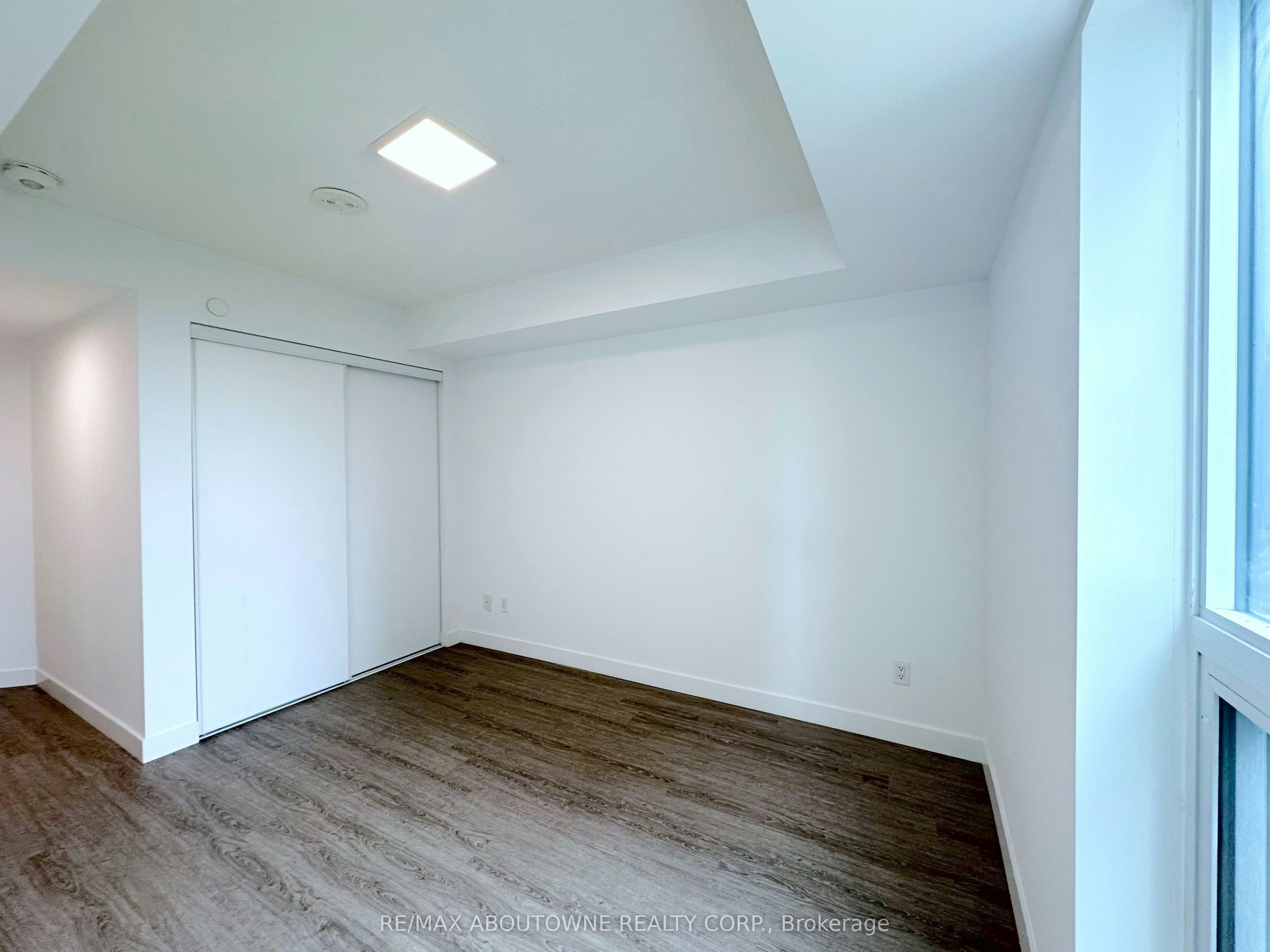 1807-5 Zappacosta Drive, Toronto, ON, M9M 0G9 - 6