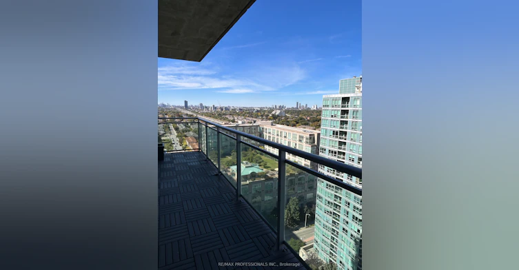 2033-165 Legion Road N, Toronto, ON, M8Y 0B3 - 6