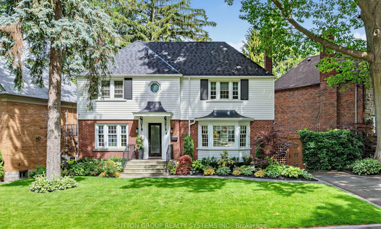4 Brule Crescent