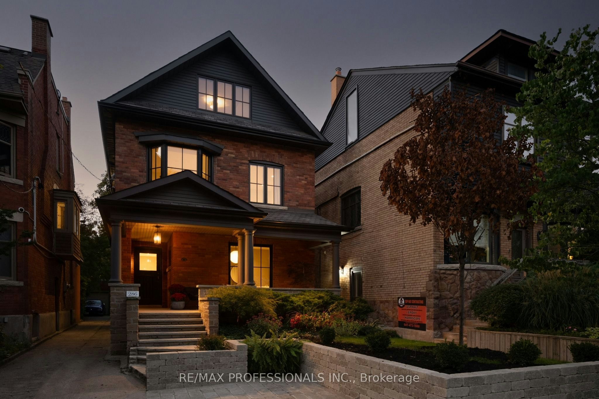 286 Wright Avenue, Toronto, ON, M6R 1L9