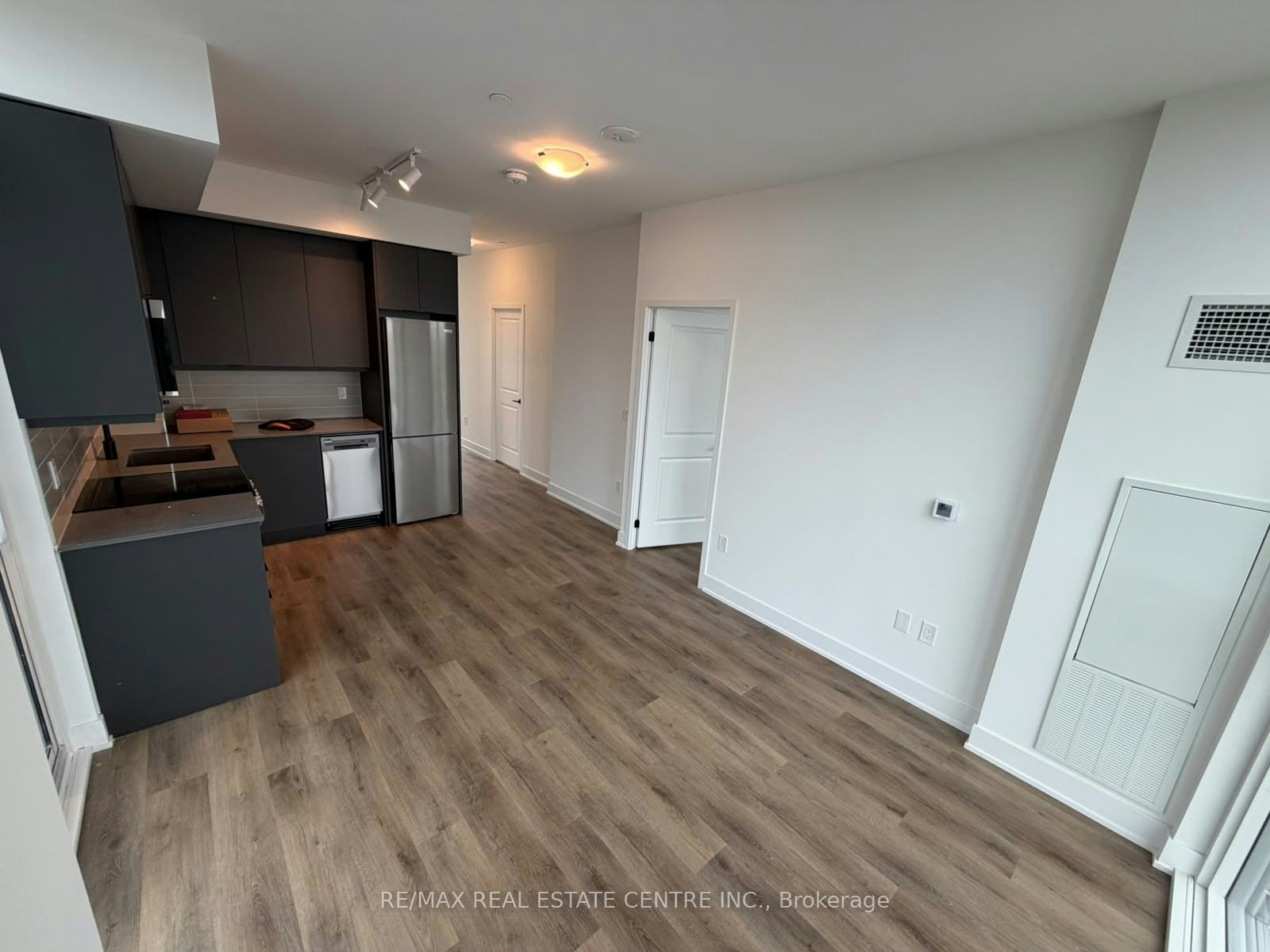 2208 A-115 Nipissing Road, Milton, ON, L9T 1R3 - 18