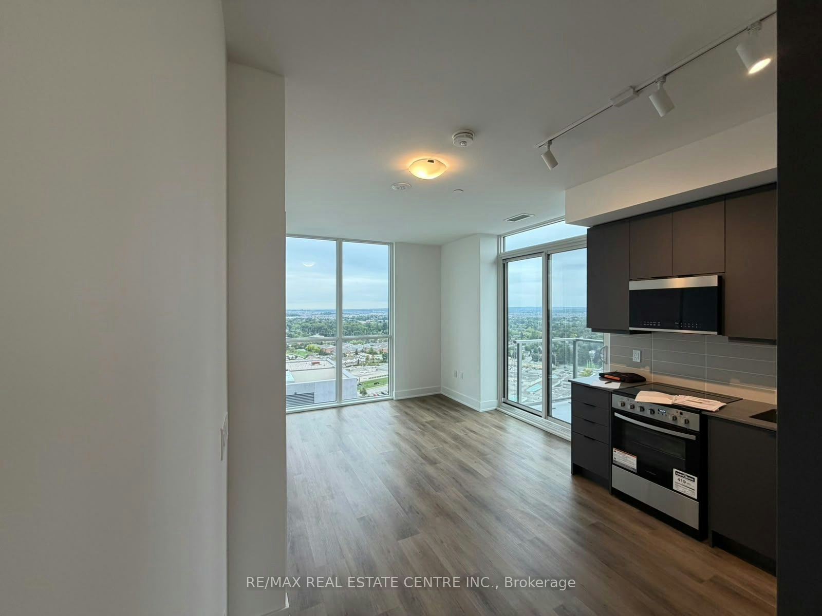 2208 A-115 Nipissing Road, Milton, ON, L9T 1R3 - 17