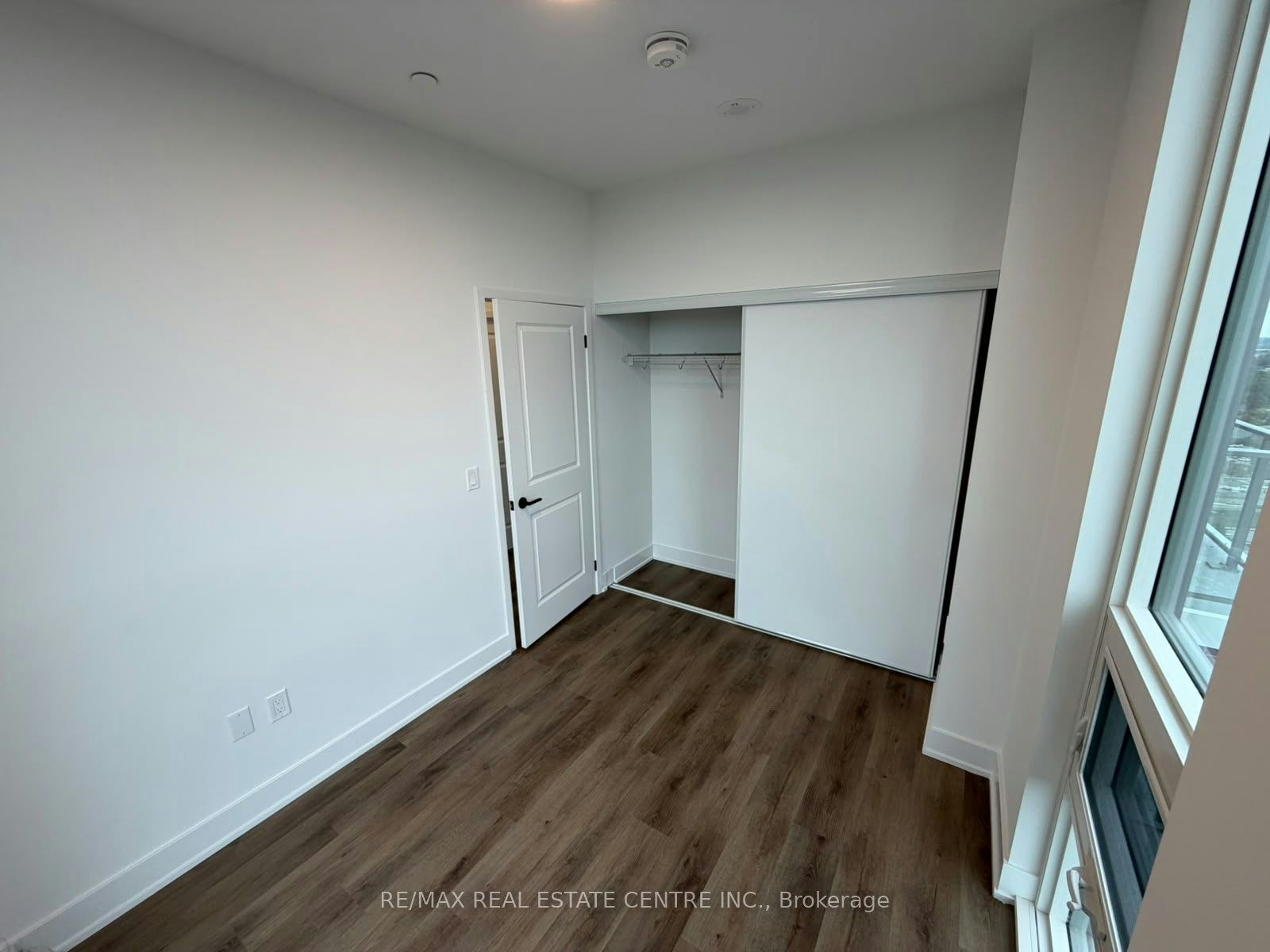 2208 A-115 Nipissing Road, Milton, ON, L9T 1R3 - 10
