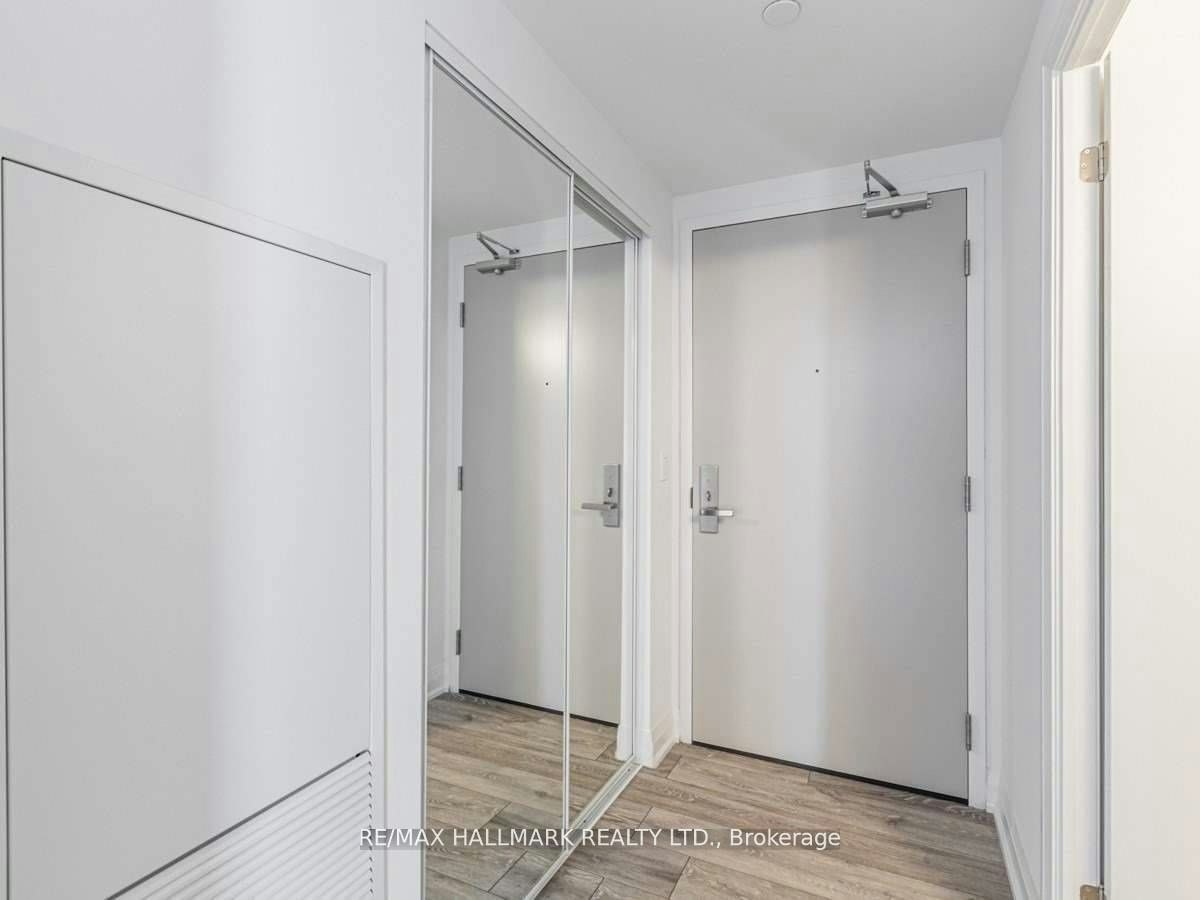 1809-30 Gibbs Road, Toronto, ON, M9B 0E4 - 2