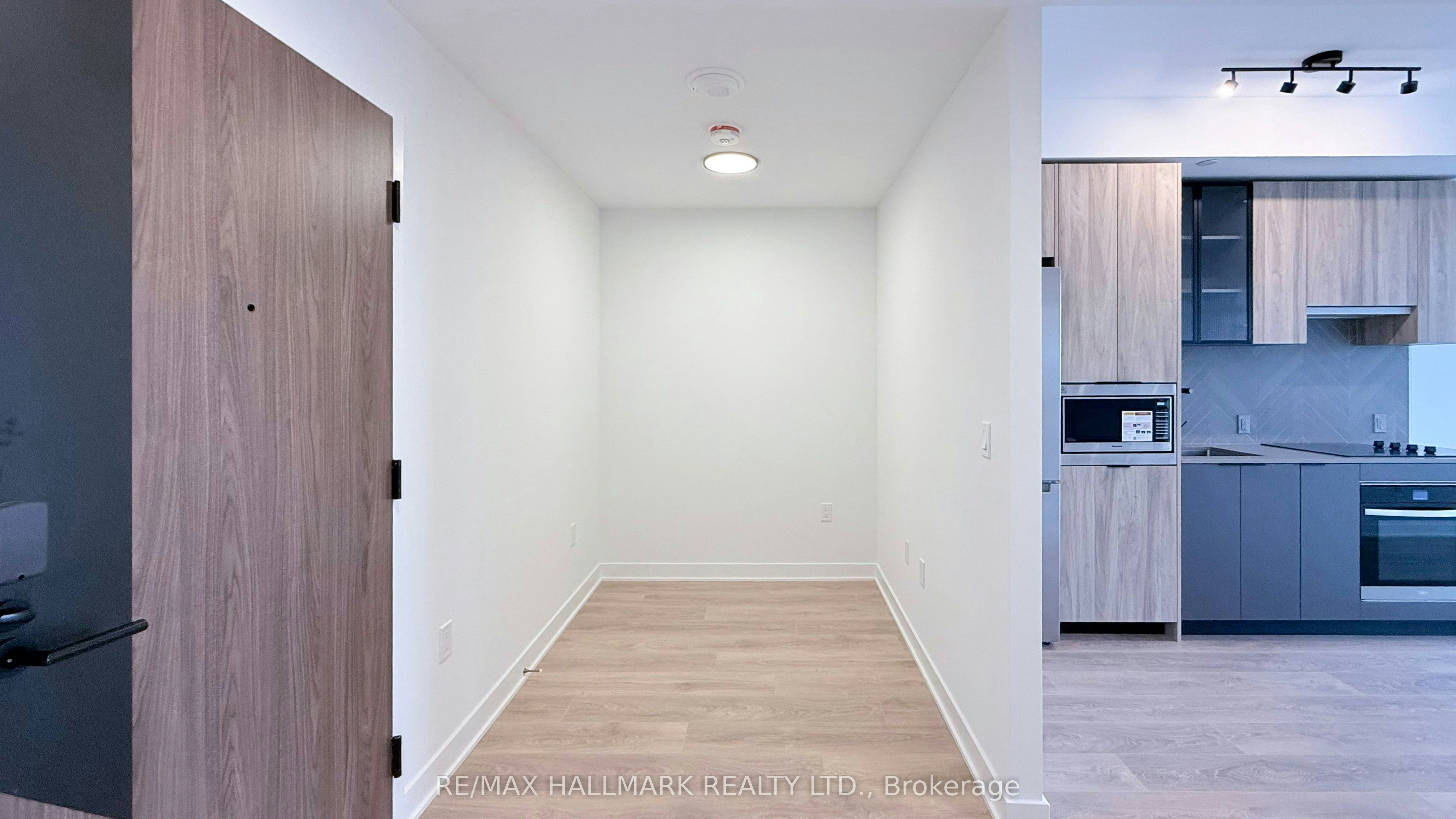 408-1037 The Queensway N/A, Toronto, ON, M8Z 6C7 - 5