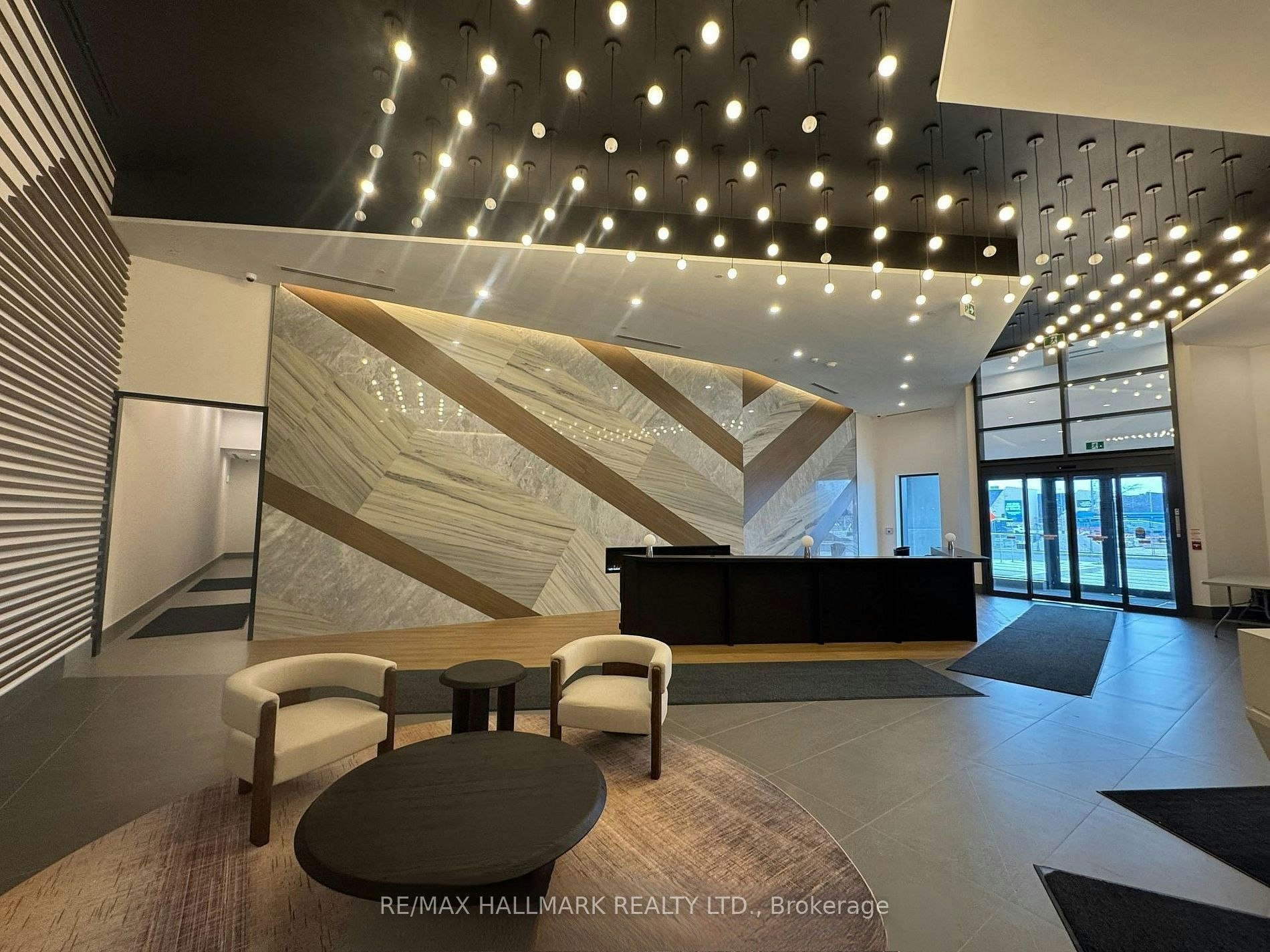 408-1037 The Queensway N/A, Toronto, ON, M8Z 6C7