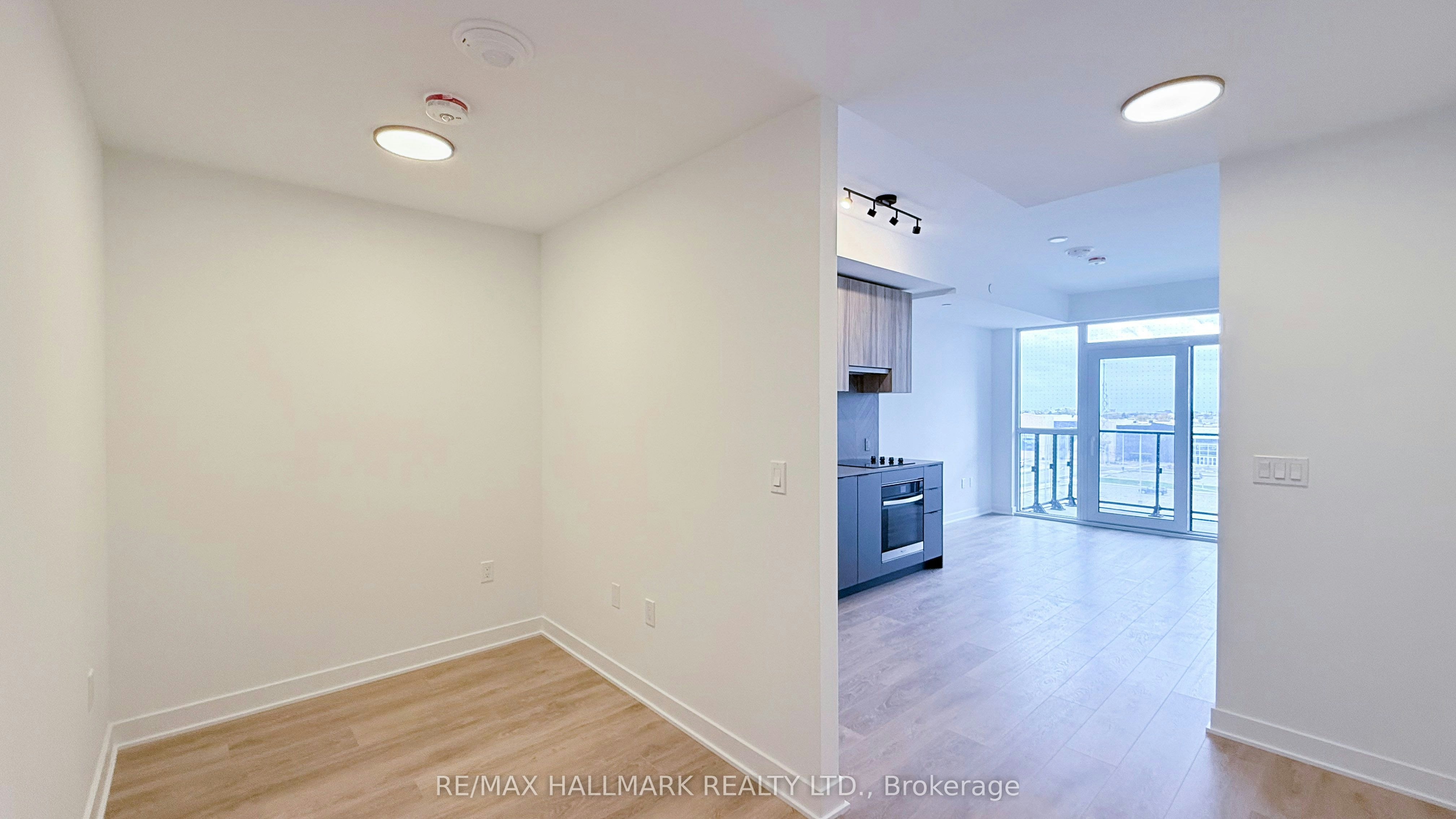 408-1037 The Queensway N/A, Toronto, ON, M8Z 6C7 - 4