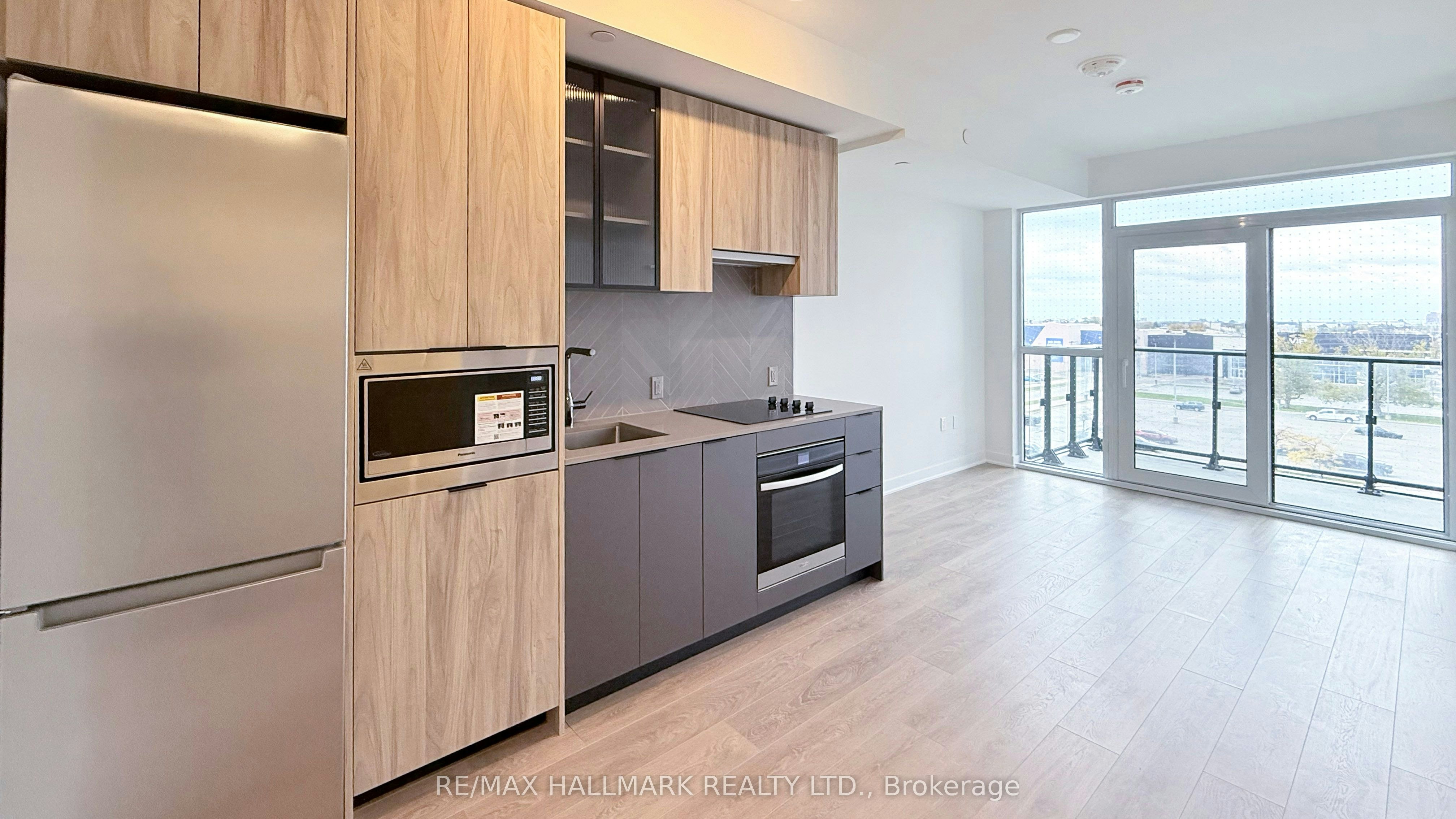 408-1037 The Queensway N/A, Toronto, ON, M8Z 6C7 - 11