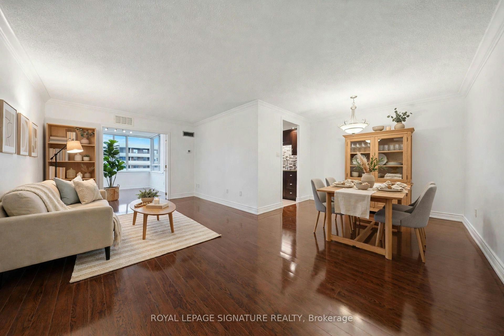1401-5 Lisa Street, Brampton, ON, L6T 4T4