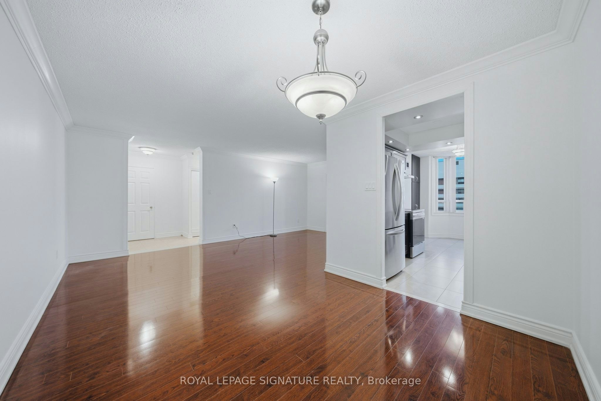 1401-5 Lisa Street, Brampton, ON, L6T 4T4