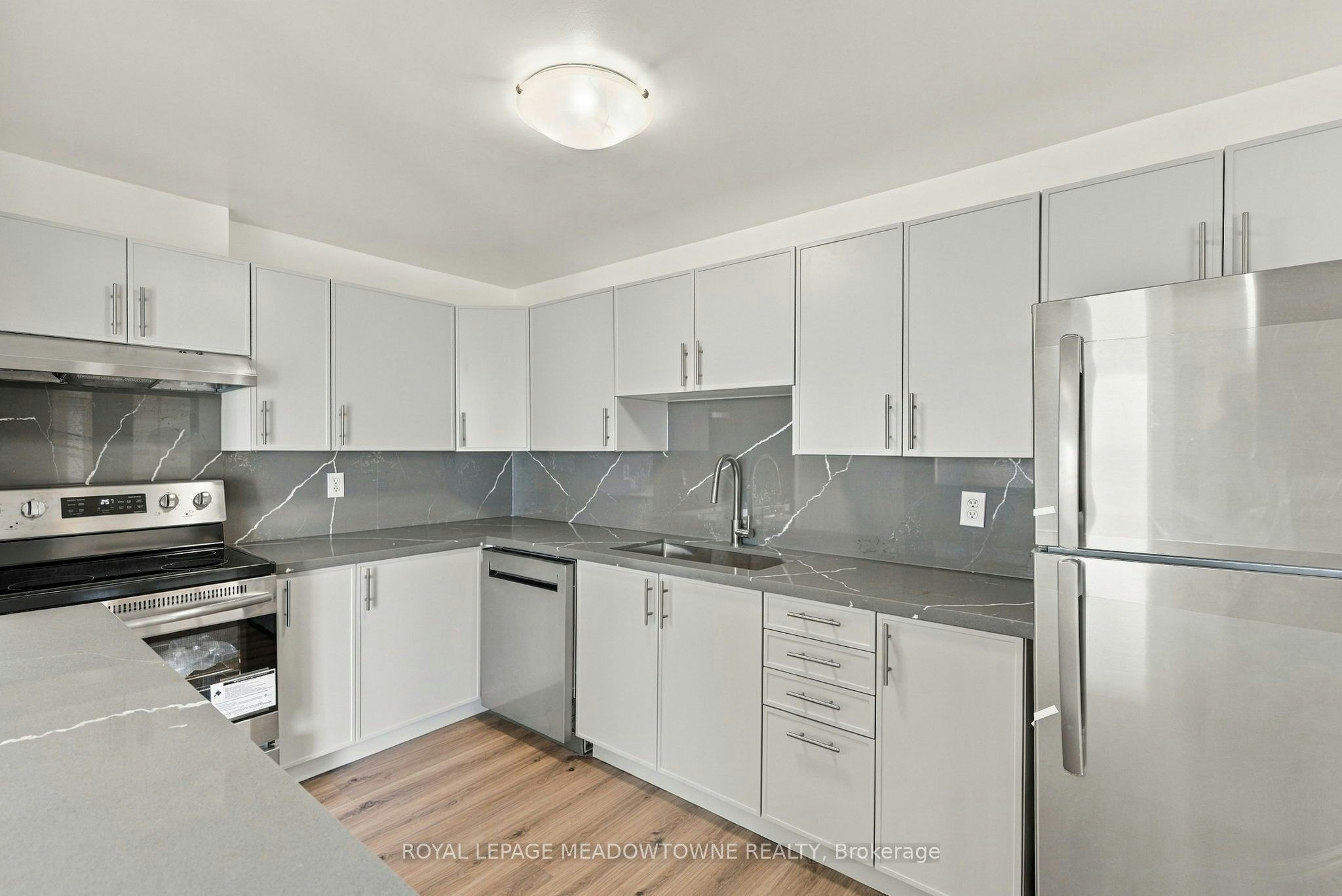 1802-145 Hillcrest Avenue, Mississauga, ON, L5B 3Z1 - 7