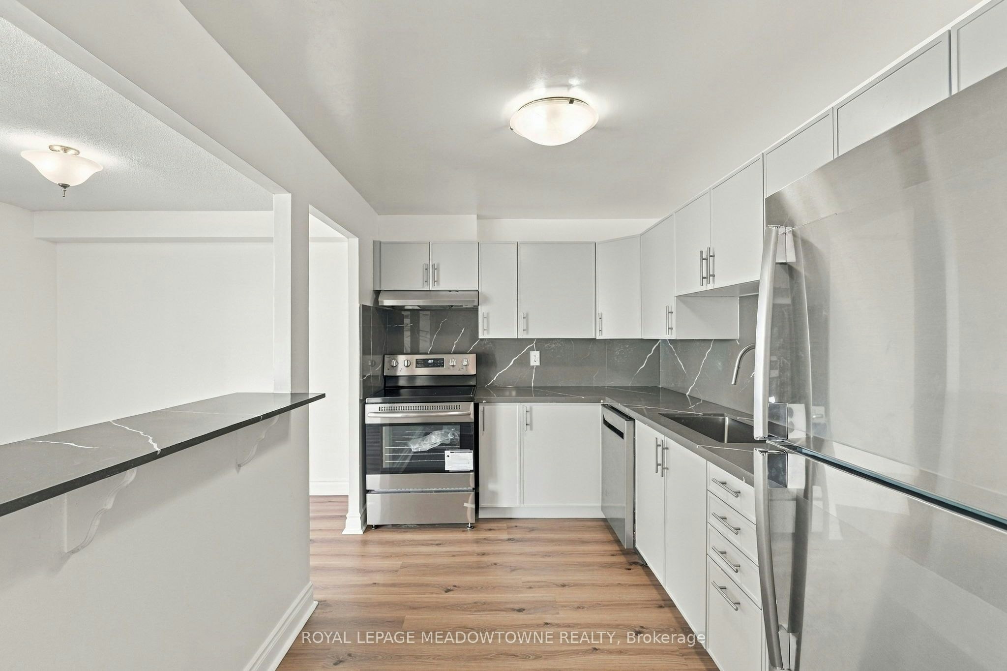 1802-145 Hillcrest Avenue, Mississauga, ON, L5B 3Z1 - 6