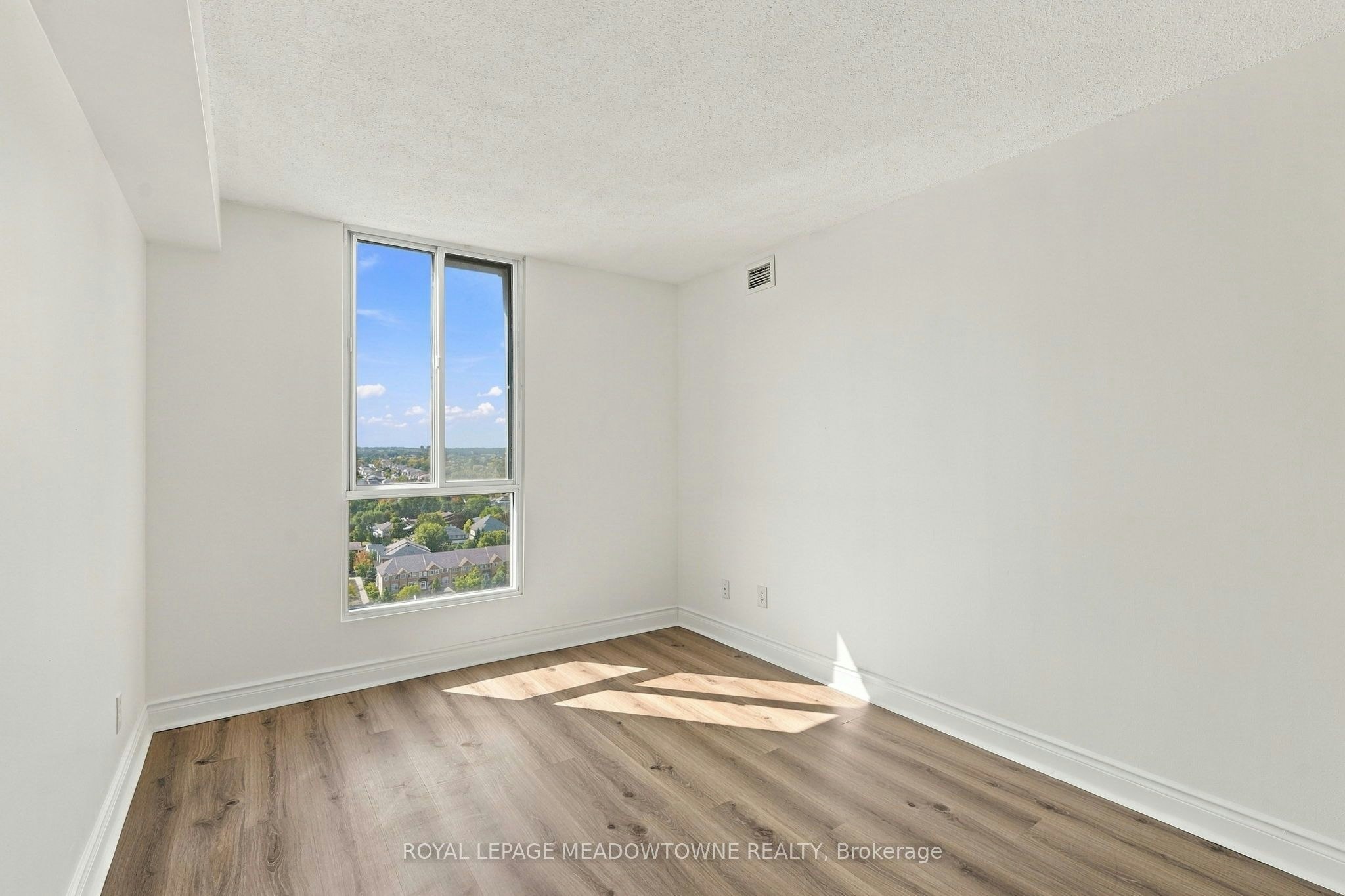 1802-145 Hillcrest Avenue, Mississauga, ON, L5B 3Z1 - 22