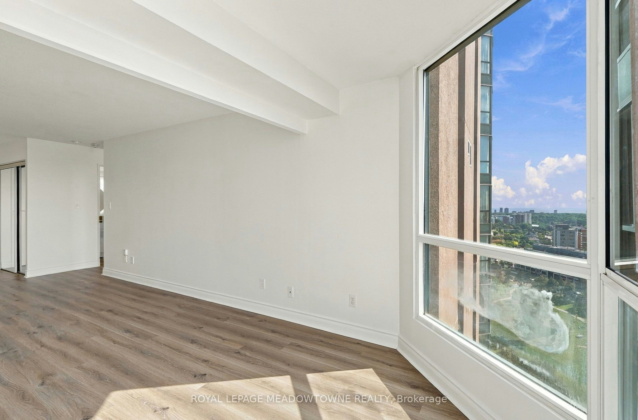 1802-145 Hillcrest Avenue, Mississauga, ON, L5B 3Z1 - 17
