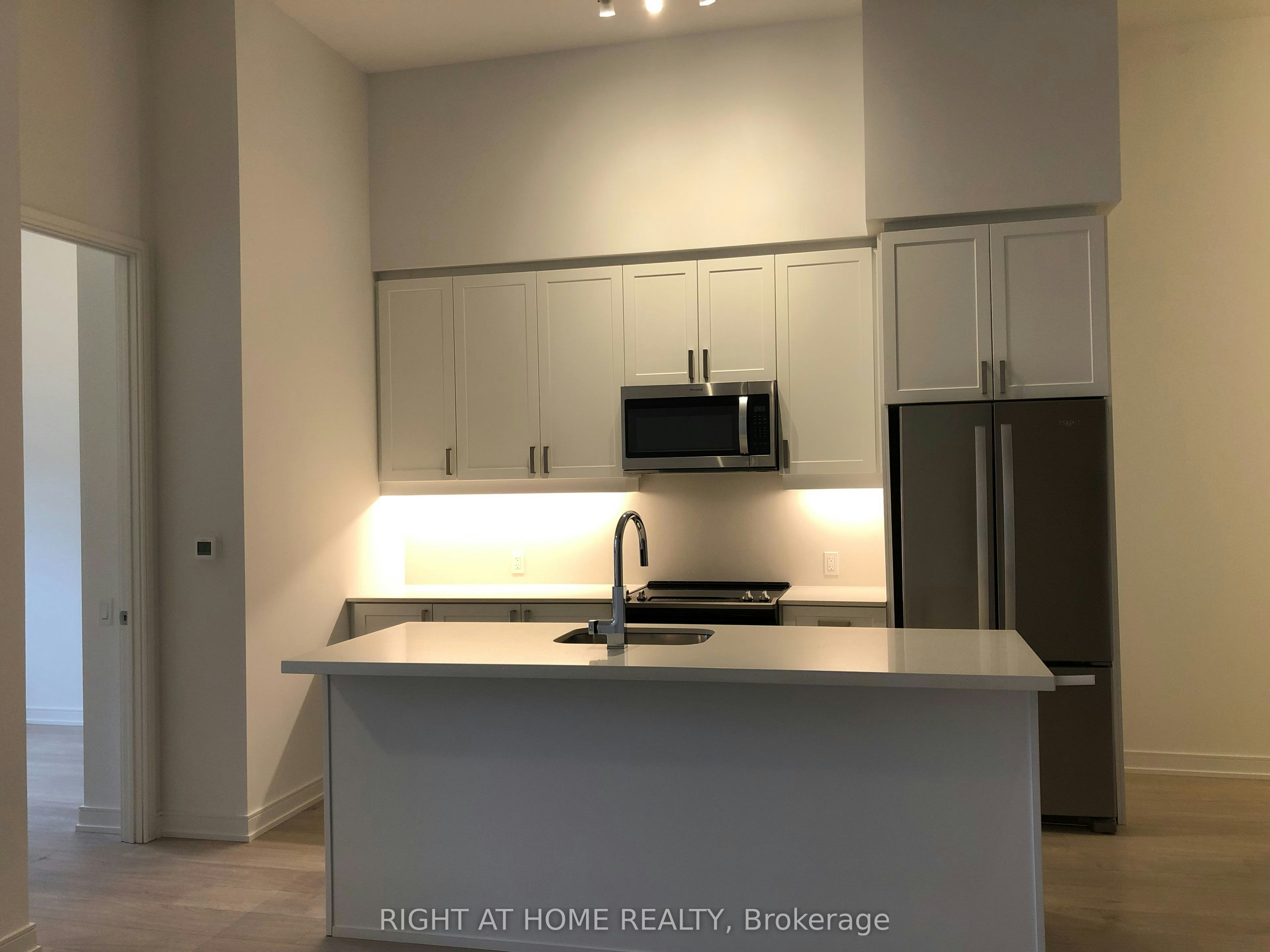 105-8 Nahani Way, Mississauga, ON, L4Z 4J8 - 3