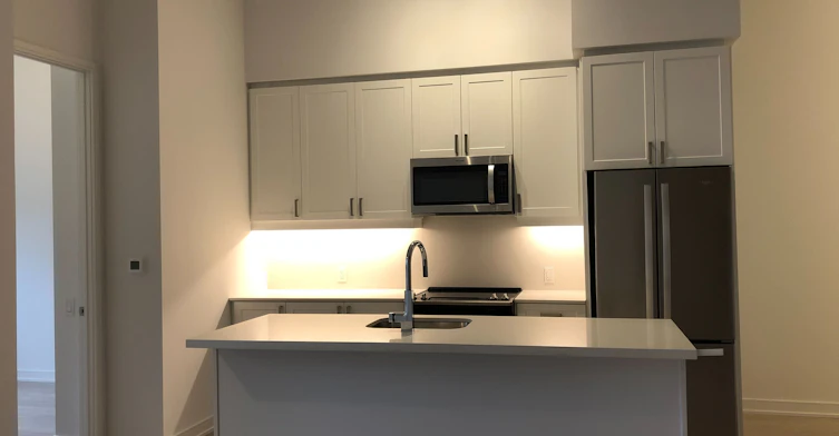 105-8 Nahani Way, Mississauga, ON, L4Z 4J8 - 3