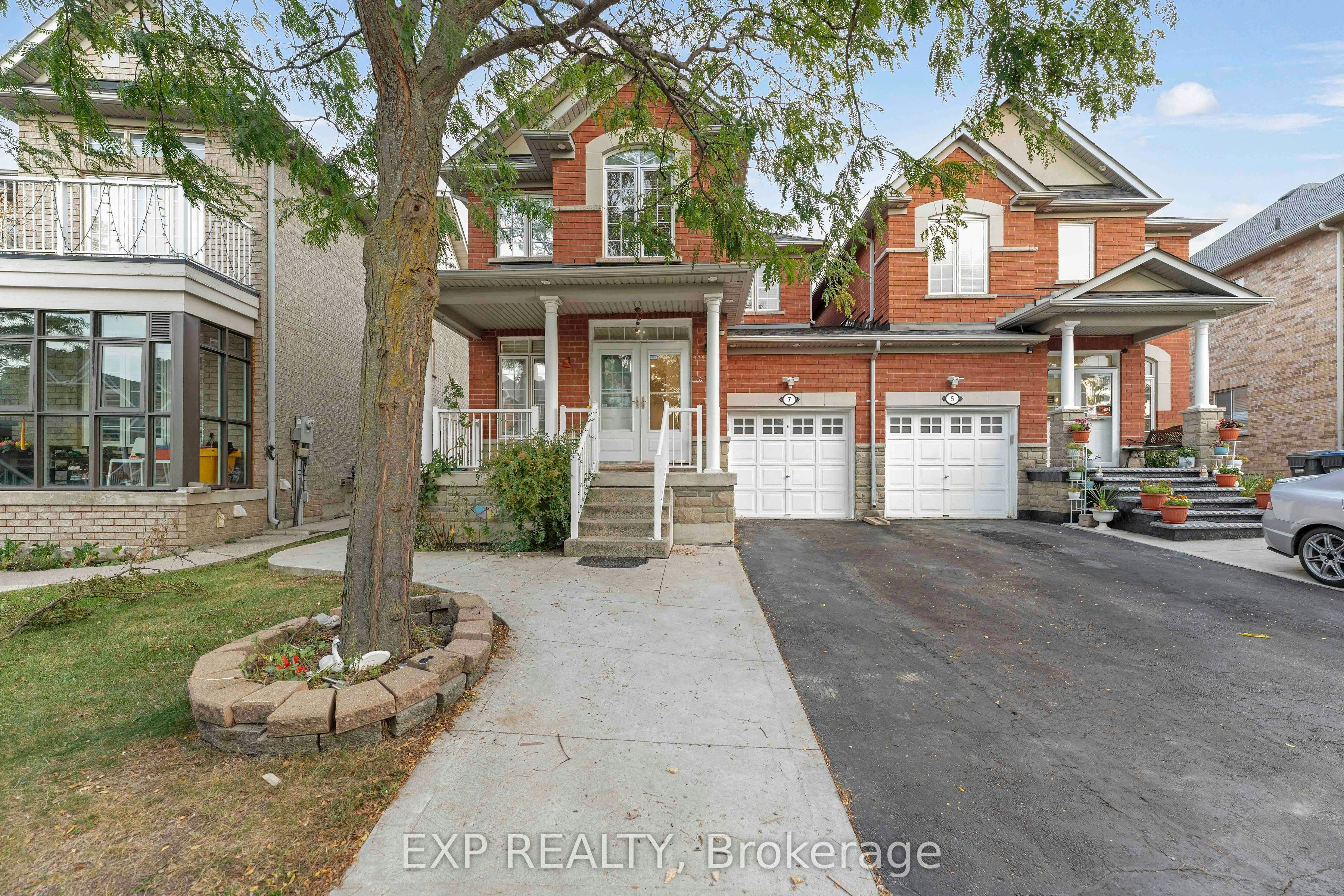7 Overture Lane, Brampton, ON, L6S 6H9