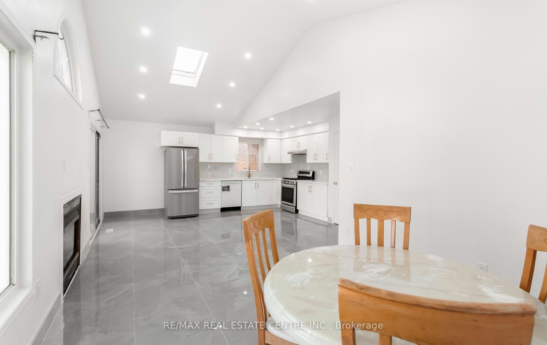 Upper-2874 Gardenview Crescent, Mississauga, ON, L5M 5T4 - 14
