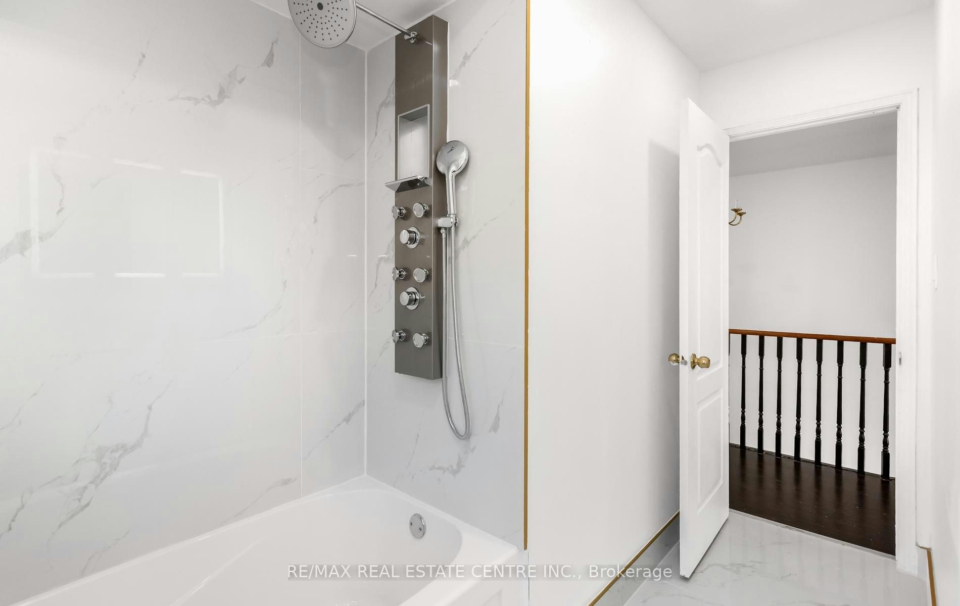 Upper-2874 Gardenview Crescent, Mississauga, ON, L5M 5T4 - 46