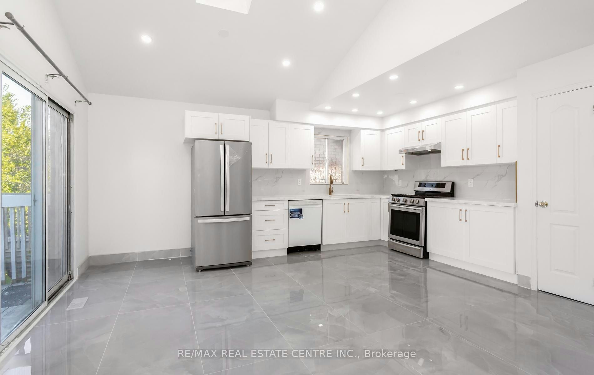 Upper-2874 Gardenview Crescent, Mississauga, ON, L5M 5T4 - 21