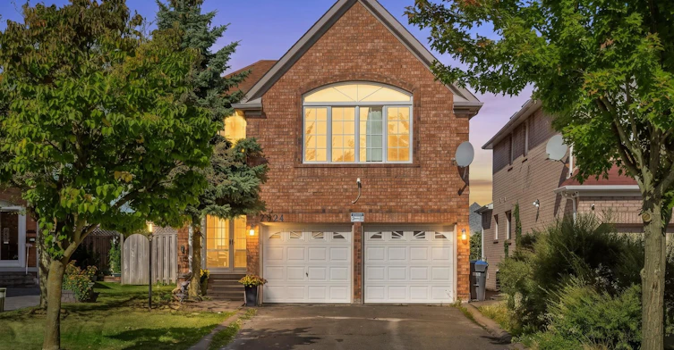 Upper-2874 Gardenview Crescent, Mississauga, ON, L5M 5T4