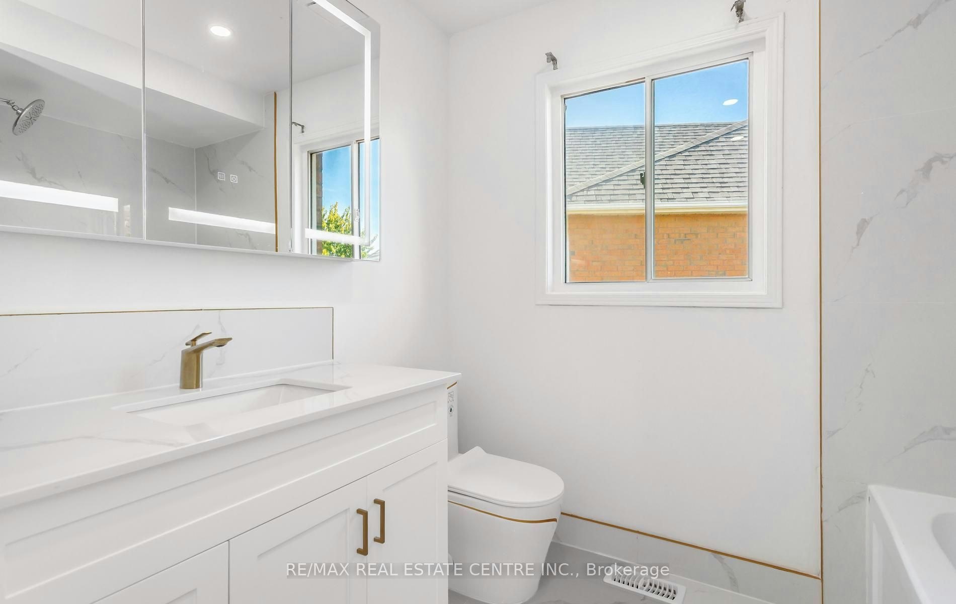 Upper-2874 Gardenview Crescent, Mississauga, ON, L5M 5T4 - 45