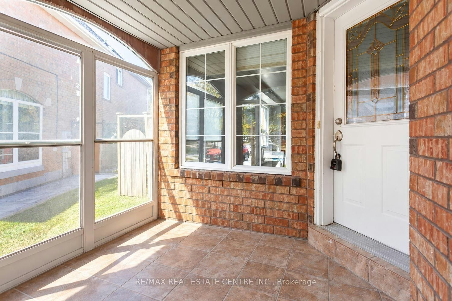 Upper-2874 Gardenview Crescent, Mississauga, ON, L5M 5T4 - 4