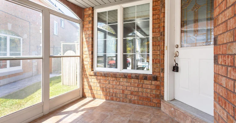 Upper-2874 Gardenview Crescent, Mississauga, ON, L5M 5T4 - 4