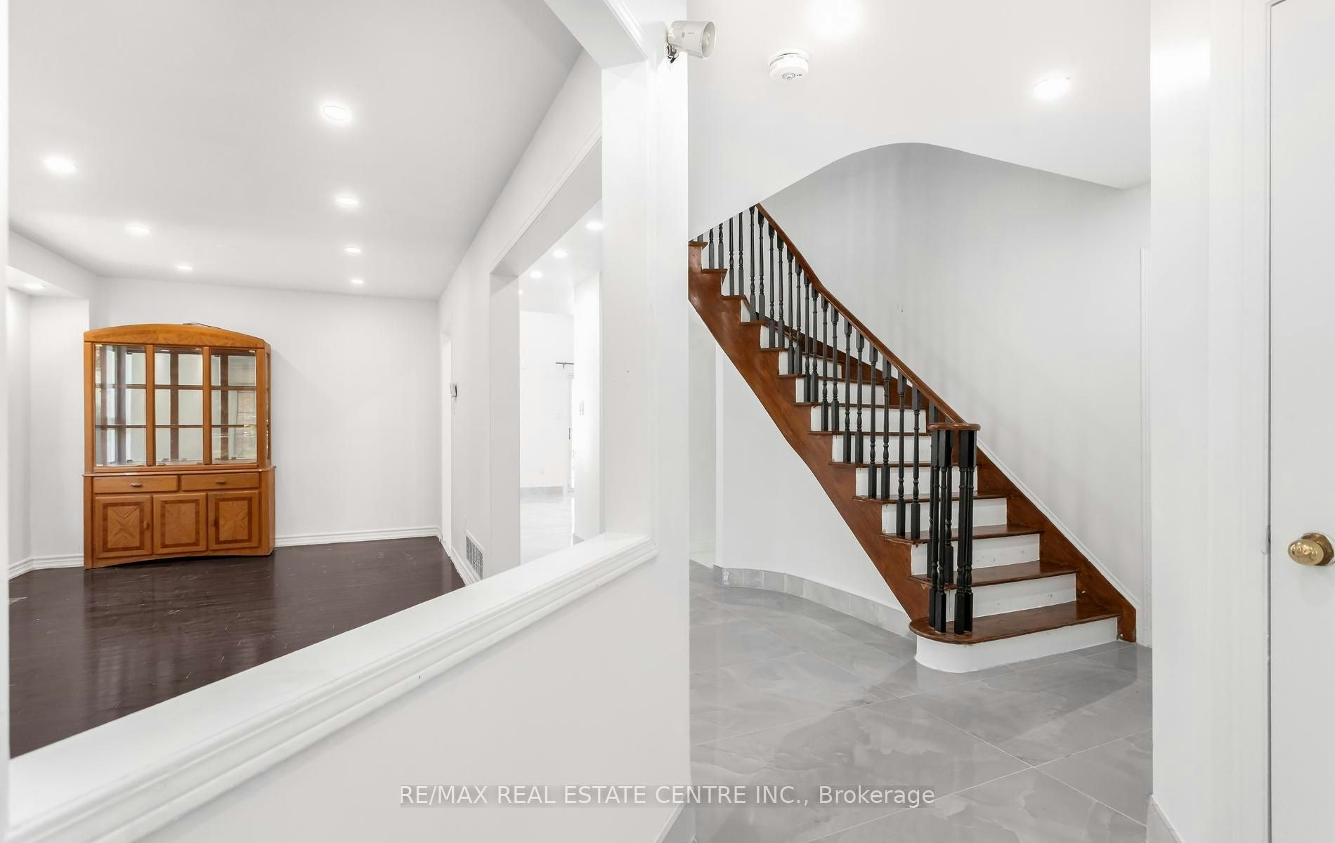 Upper-2874 Gardenview Crescent, Mississauga, ON, L5M 5T4 - 5