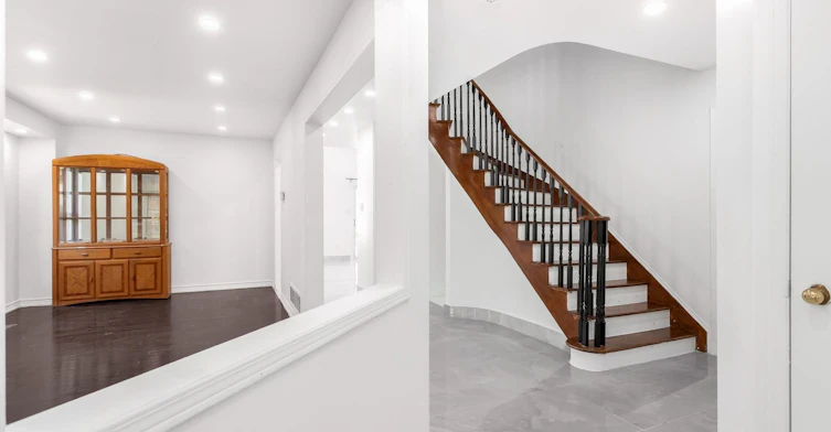 Upper-2874 Gardenview Crescent, Mississauga, ON, L5M 5T4 - 5