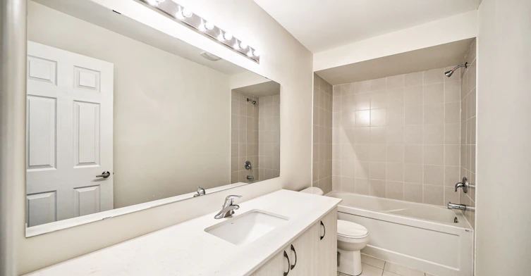 3301 Sixth Line, Oakville, ON, L6H 0Z6 - 20