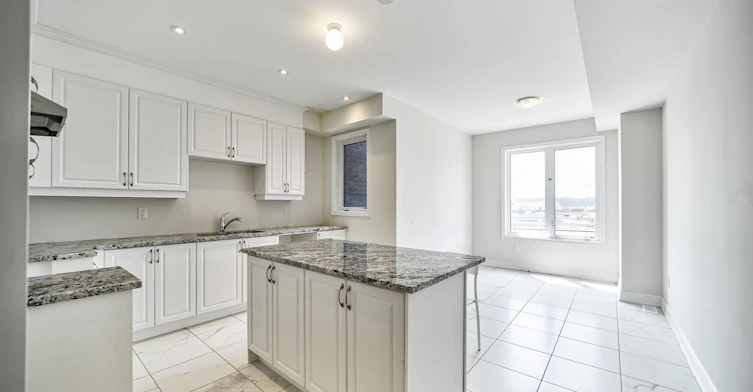 3301 Sixth Line, Oakville, ON, L6H 0Z6 - 7