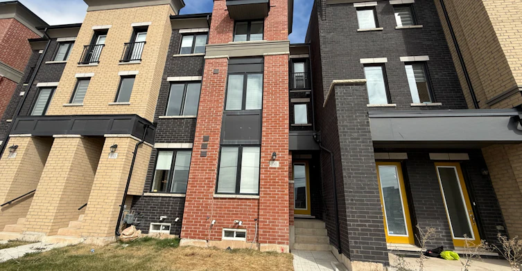 3301 Sixth Line, Oakville, ON, L6H 0Z6