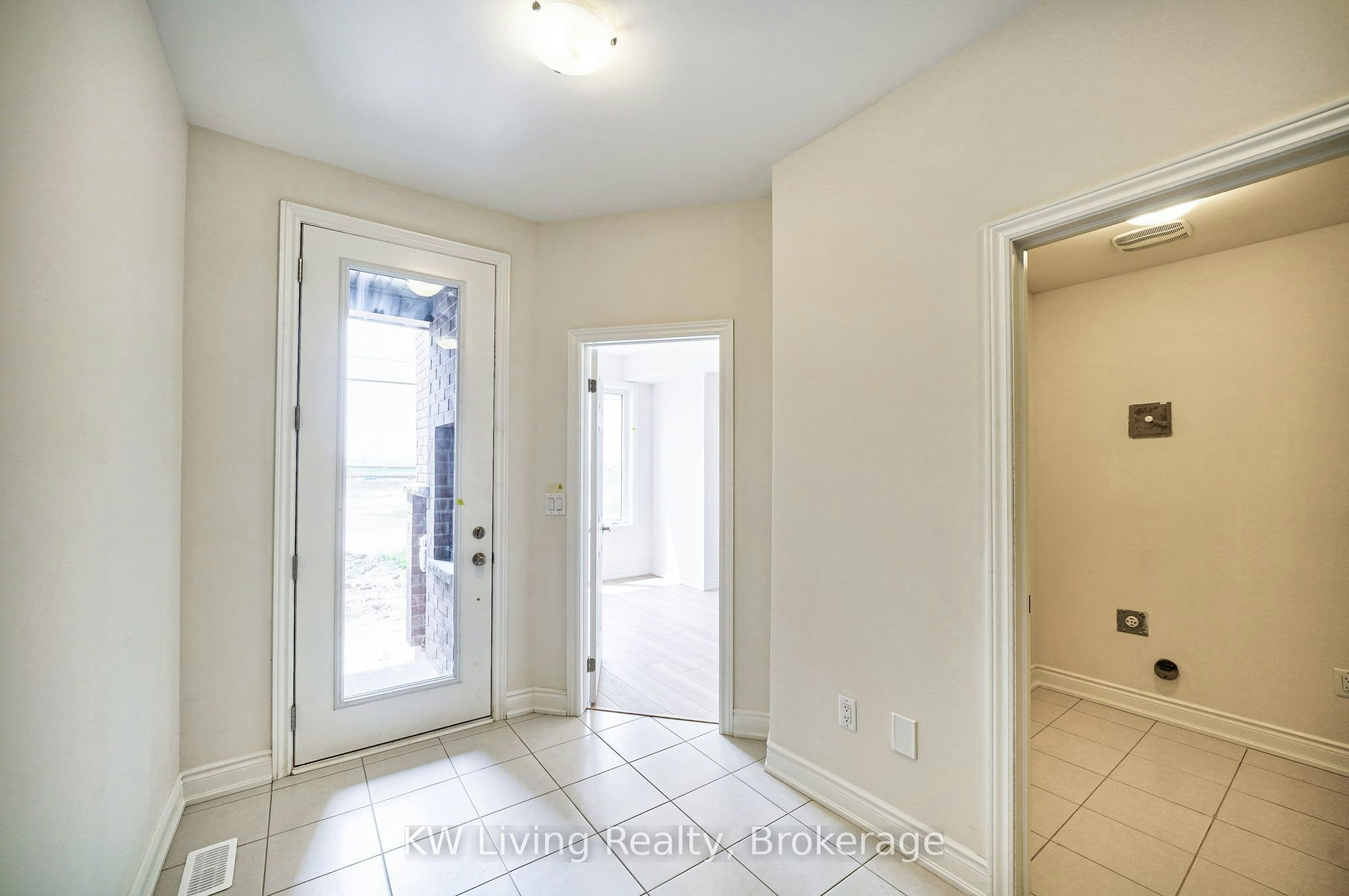 3301 Sixth Line, Oakville, ON, L6H 0Z6 - 2