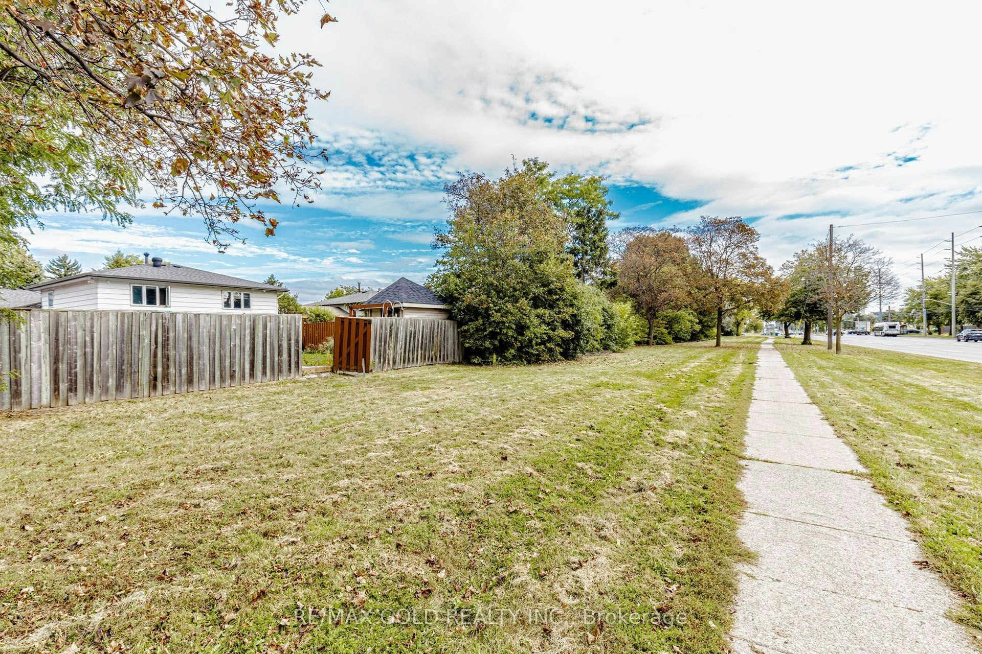 30 Grassmere Crescent, Brampton, ON, L6S 1C8 - 16