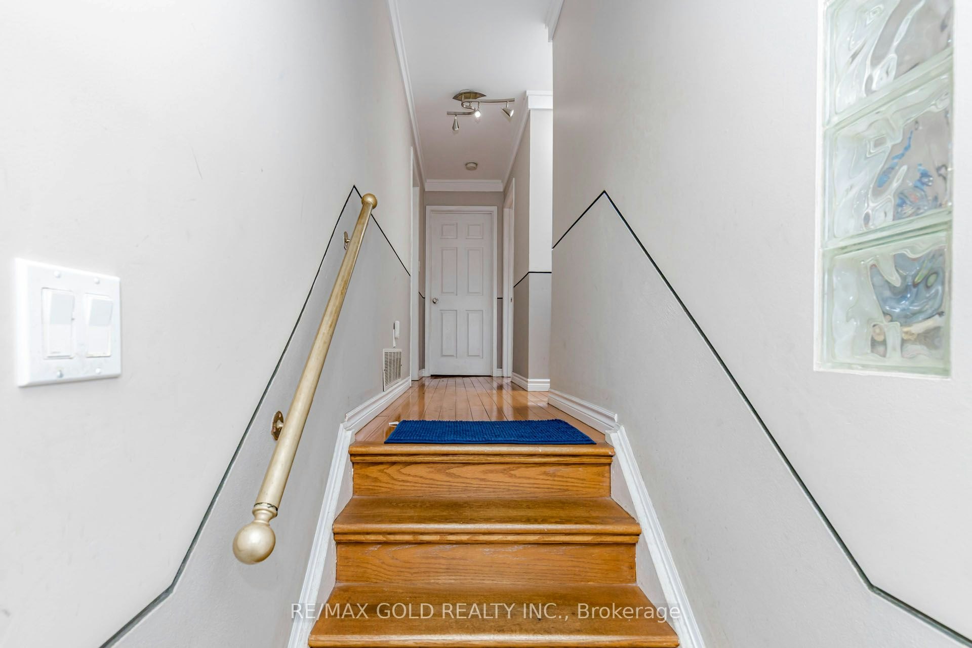 30 Grassmere Crescent, Brampton, ON, L6S 1C8 - 27
