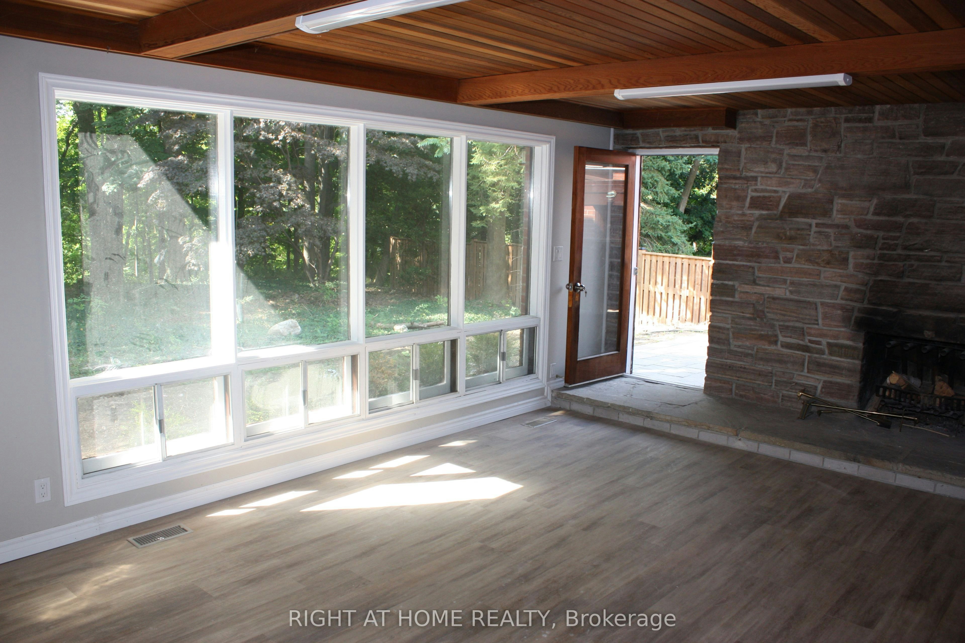 16 Dunning Crescent, Toronto, ON, M8W 4S8 - 3