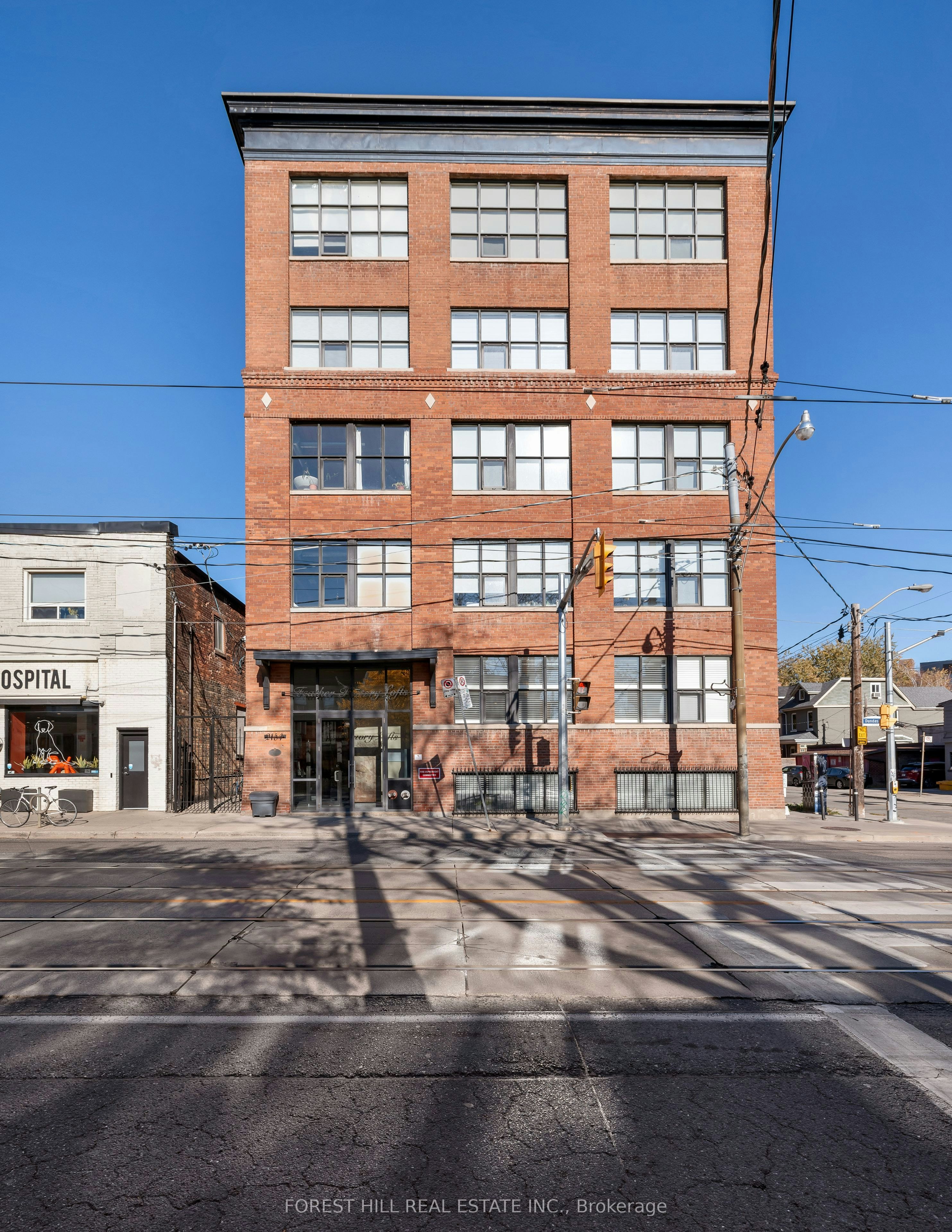 105-2154 Dundas Street W, Toronto, ON, M6R 1X3