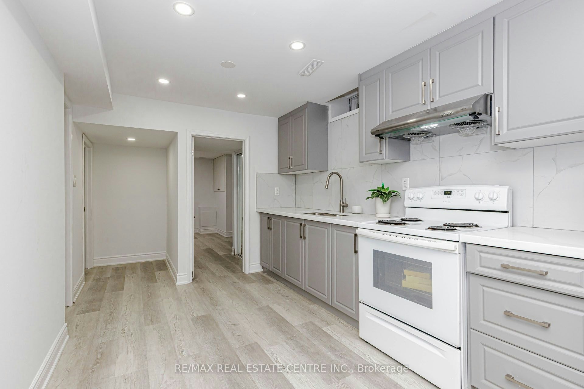 #2-17 Scotia Drive, Brampton, ON, L6Y 2W3 - 7