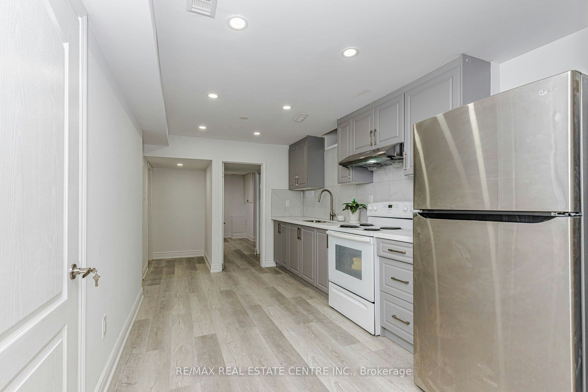 #2-17 Scotia Drive, Brampton, ON, L6Y 2W3 - 8