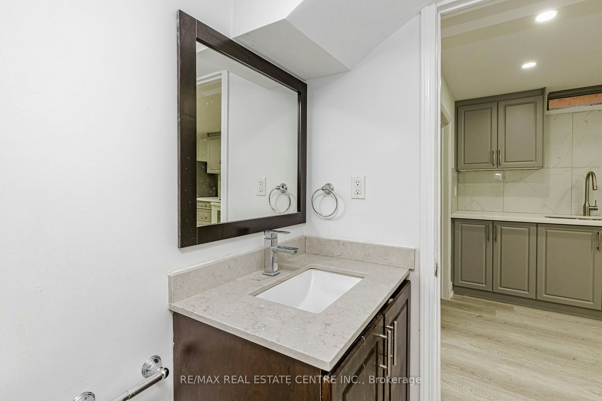 #2-17 Scotia Drive, Brampton, ON, L6Y 2W3 - 17