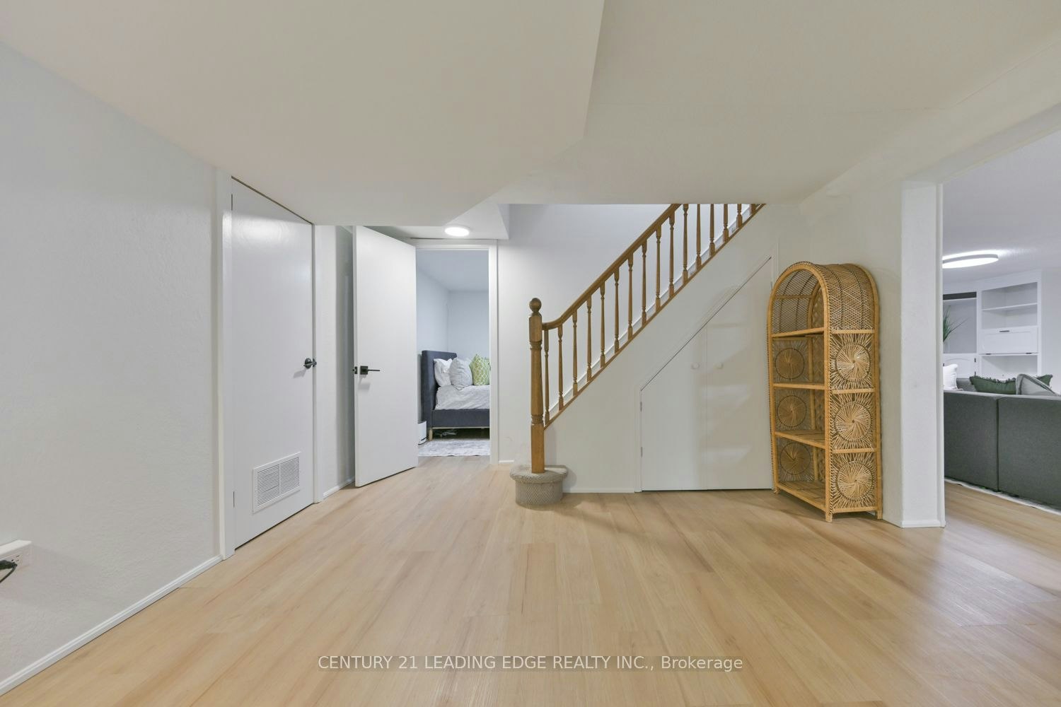 1 Romney Road, Toronto, ON, M9A 4E9 - 31