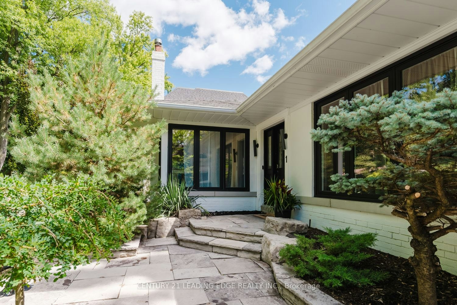 1 Romney Road, Toronto, ON, M9A 4E9 - 6