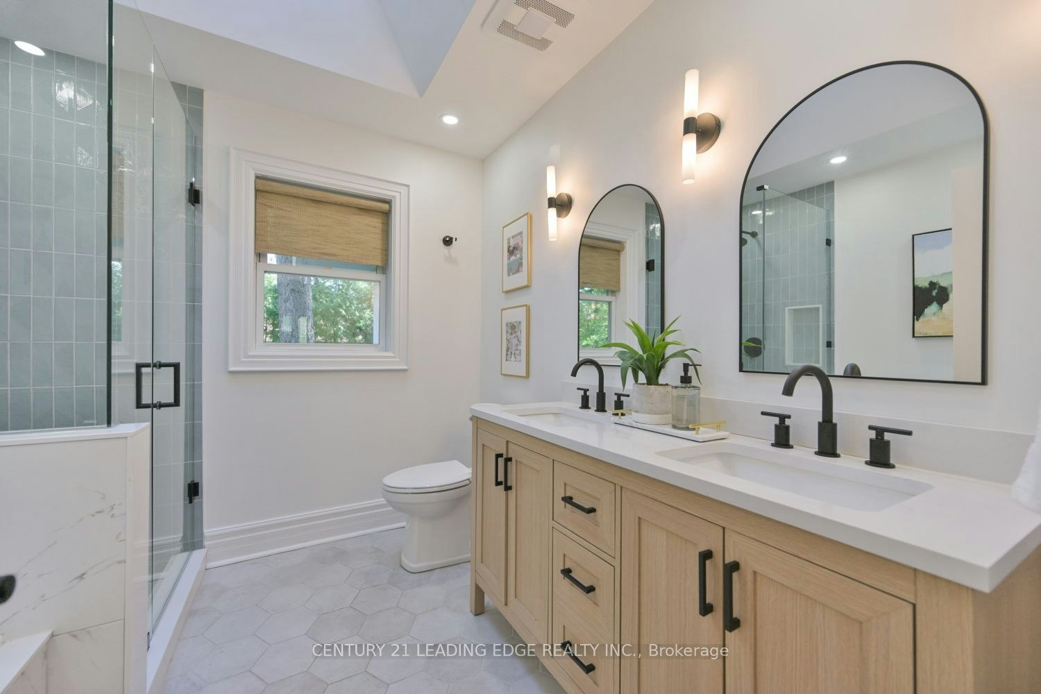 1 Romney Road, Toronto, ON, M9A 4E9 - 29