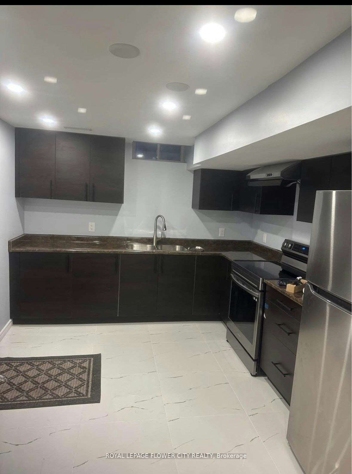 31 Nivelle Crescent, Brampton, ON, L6S 5L5 - 2