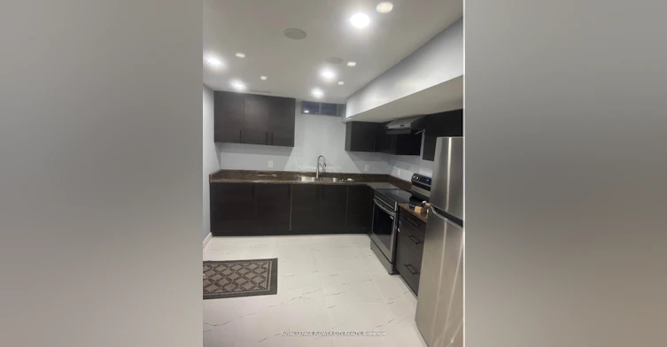 31 Nivelle Crescent, Brampton, ON, L6S 5L5 - 2