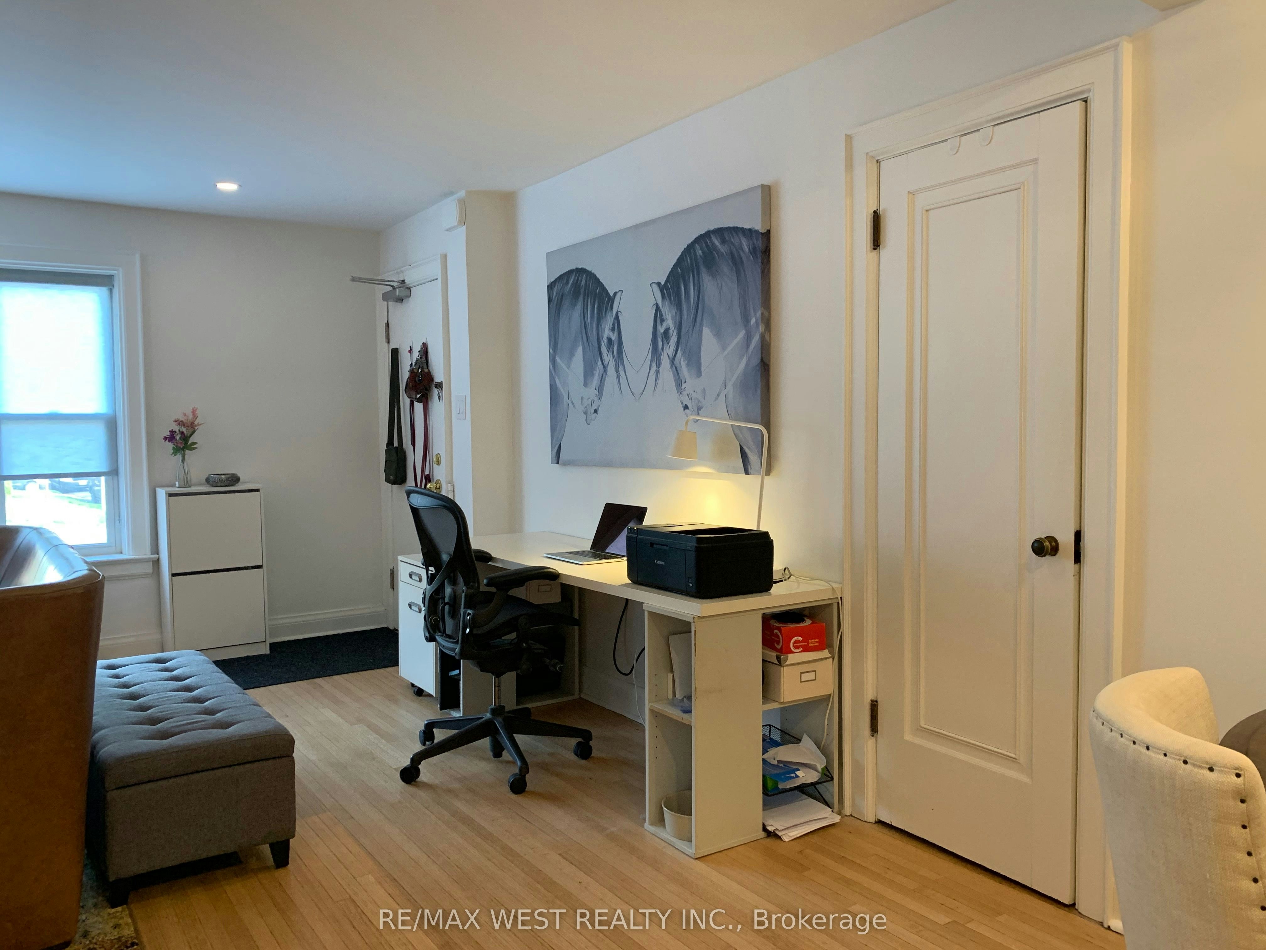 Unit 1-258 South Kingsway N/A, Toronto, ON, M6S 3V1 - 10