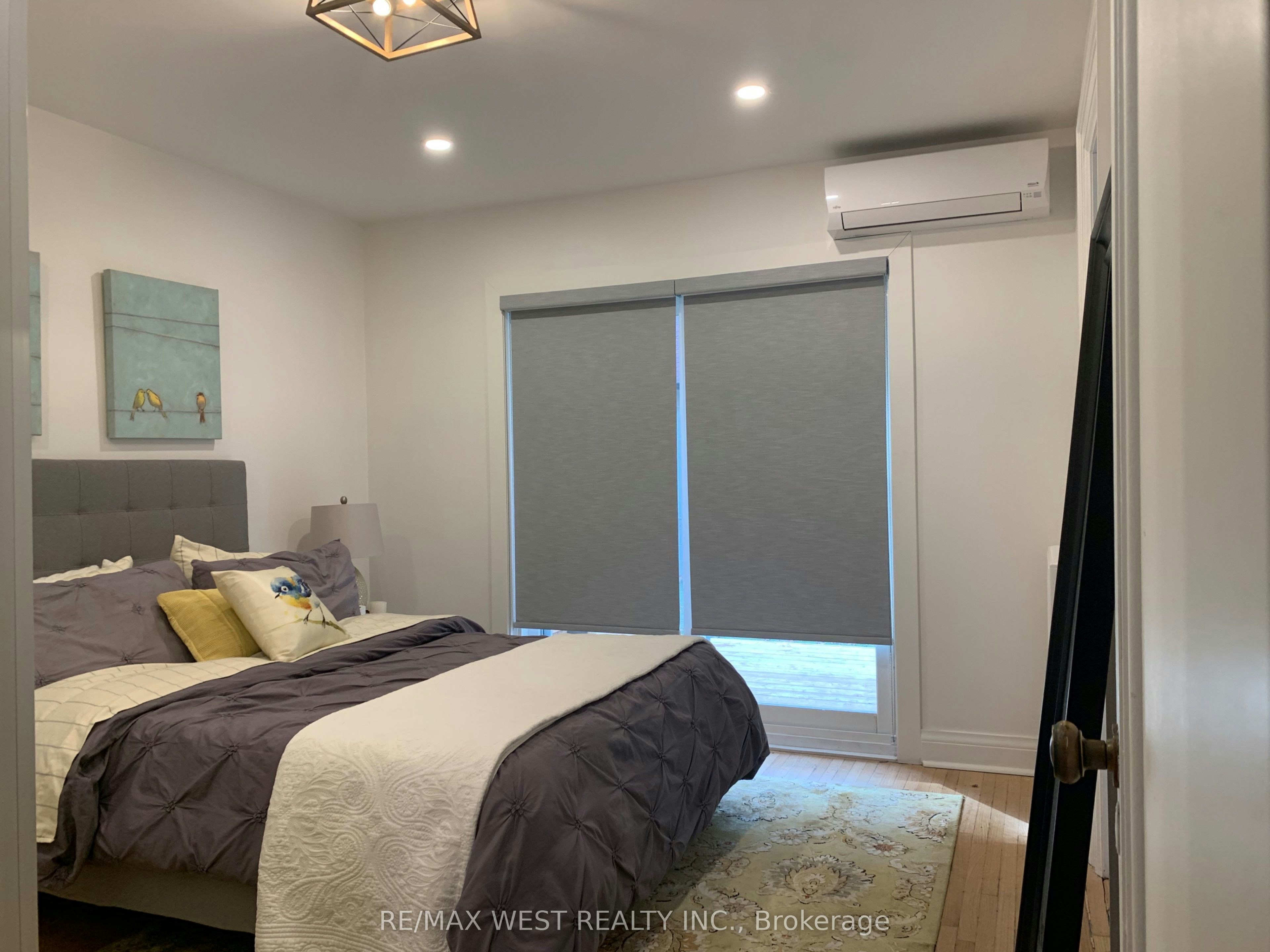 Unit 1-258 South Kingsway N/A, Toronto, ON, M6S 3V1 - 13
