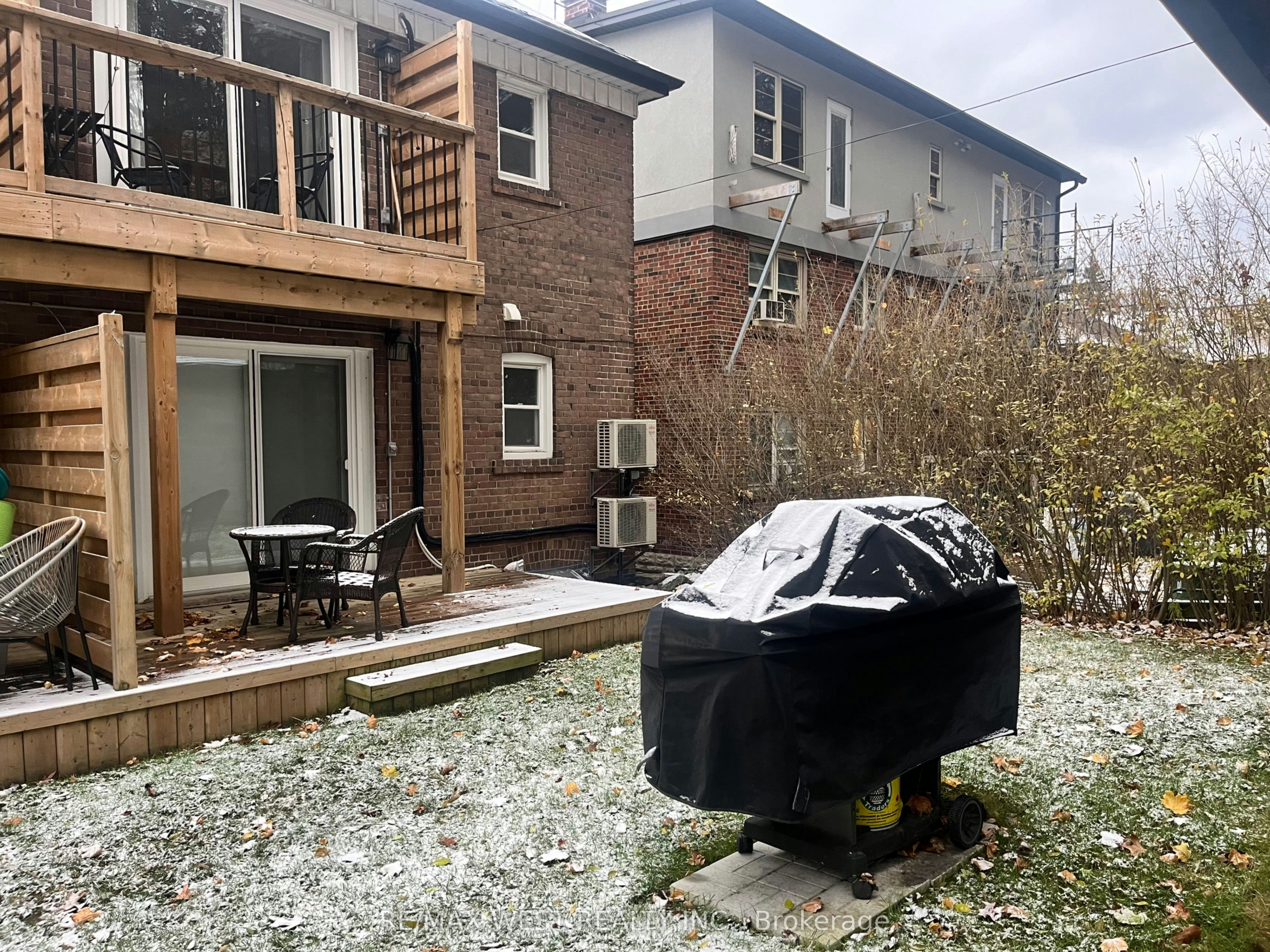 Unit 1-258 South Kingsway N/A, Toronto, ON, M6S 3V1 - 18