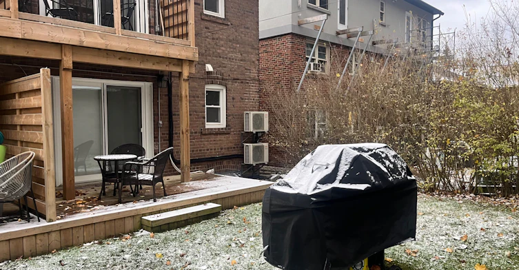 Unit 1-258 South Kingsway N/A, Toronto, ON, M6S 3V1 - 18